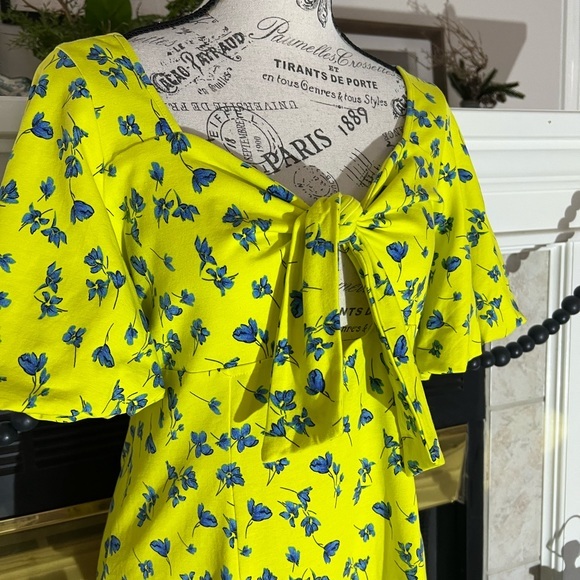 ASOS bright yellow dress with blue flowers - Picture 6 of 8